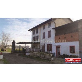 Vendita 3 locali 140 Mq a Urago d'Oglio