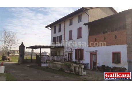 Vendita 3 locali 140 Mq a Urago d'Oglio